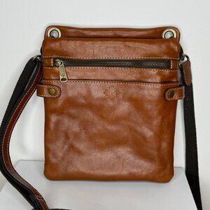 Patricia Nash FRANCESCA Organizer Sling Slim Crossbody Leather Tan P02801